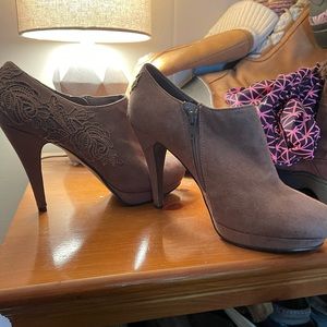 Impo bootie heels, size 6.5
